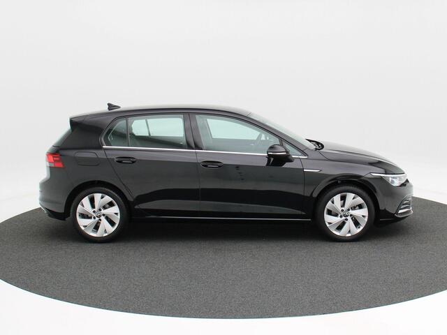 Volkswagen GOLF 1.5 eTSi 150 Pk Automaat Style | Adaptive Cruise | CarPlay | Navigatie | Bluetooth | Parkeersensoren | 17 Inch | 87.485 Km!!