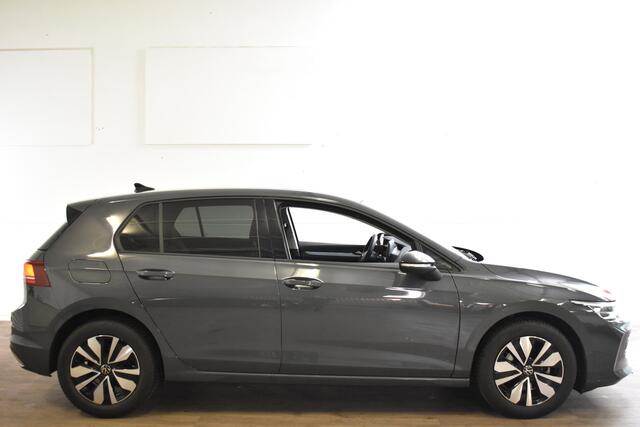Volkswagen GOLF 1.5 TSI LIFE VIRTUAL/NAVI/TREKHAAK