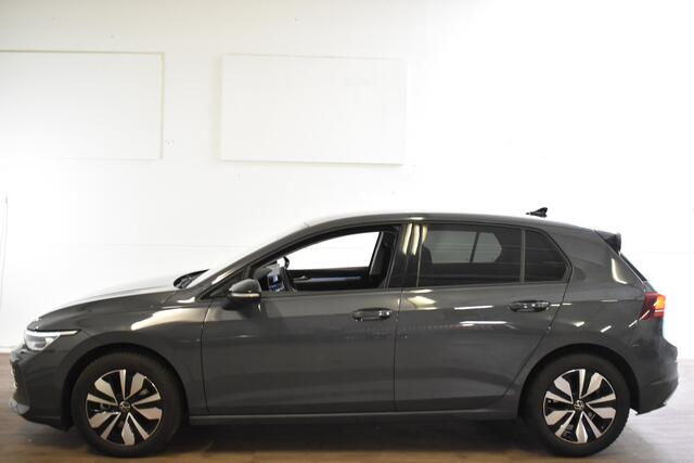 Volkswagen GOLF 1.5 TSI LIFE VIRTUAL/NAVI/TREKHAAK