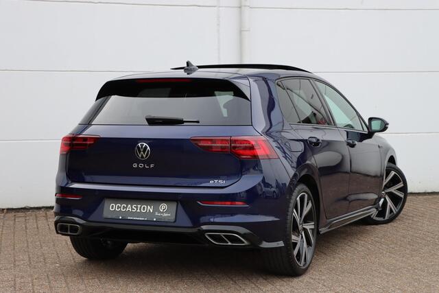 Volkswagen GOLF 1.5 eTSI R-Line