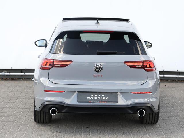 Volkswagen GOLF 2.0 TSI GTI 265 pk DSG | Panoramadak | Camera | Stoel- en stuurverwarming | Black Style | LED Plus | Spiegelpakket |19 inch Estoril