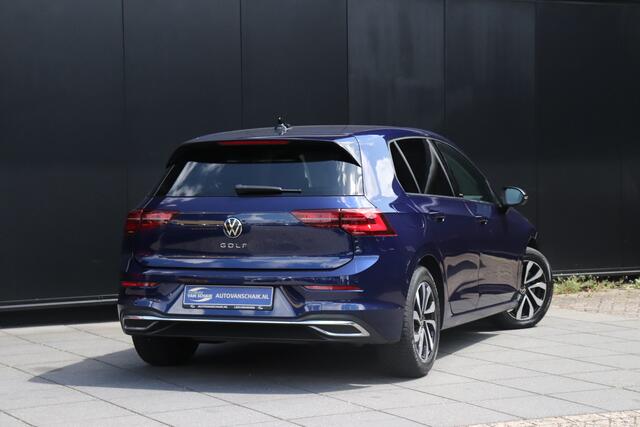 Volkswagen GOLF 2.0 TDI Active 150 PK | DSG | HEAD-UP | SCHUIFDAK | IQ LIGHT | CAMERA | NAVI | CRUISE |