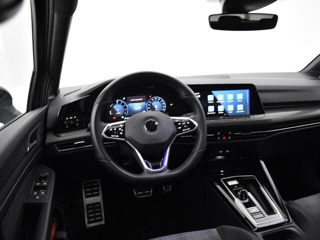 Volkswagen GOLF 1.4 245pk DSG eHybrid GTE · Navigatie · Keyless · Head-Up Display · Apple/Android Car Play · Sportstoelen · Parkeerassistent · Sfeerverlichting · Garantie t/m 20-01-2027 of 100.000km