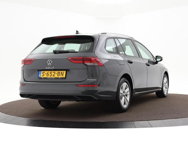 Volkswagen GOLF Variant 1.0 Tsi 110pk Life · Camera · Apple/Android Car Play · Navi · P-Sensoren · 16'' Inch · Garantie t/m 20-01-2027 of 100.000km
