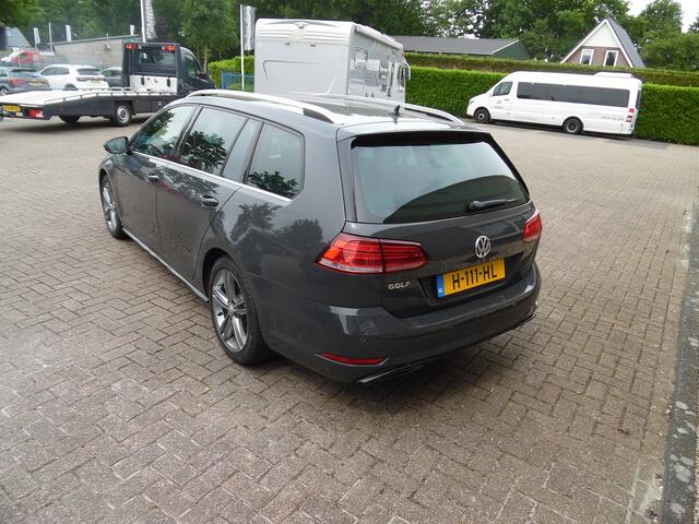 Volkswagen GOLF Variant 1.5 TSI Highline Business R
