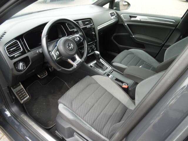 Volkswagen GOLF Variant 1.5 TSI Highline Business R