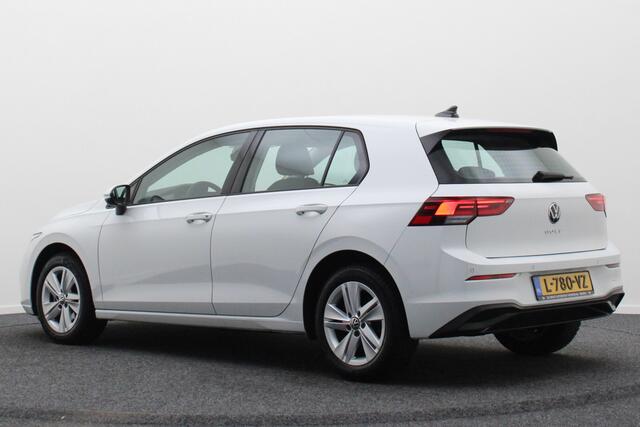 Volkswagen GOLF 1.0 TSI Life LED, Adapt. Cruise, Apple Carplay, Stuur-/Stoelverw., PDC