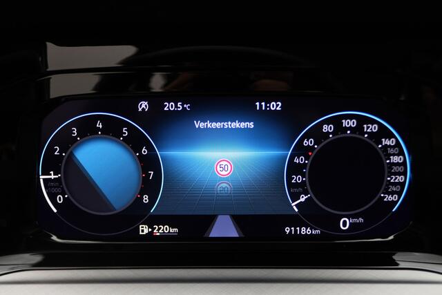Volkswagen GOLF 1.0 TSI Life LED, Adapt. Cruise, Apple Carplay, Stuur-/Stoelverw., PDC