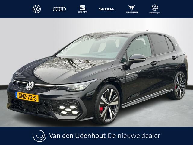 Volkswagen GOLF GTE 1.5 eHybrid 272pk DSG Black Style| Matrix | Head Up | 18"