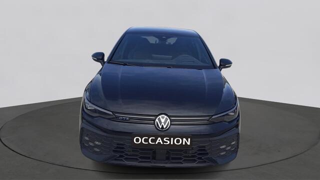 Volkswagen GOLF GTE 1.5 eHybrid 272pk DSG Black Style| Matrix | Head Up | 18"