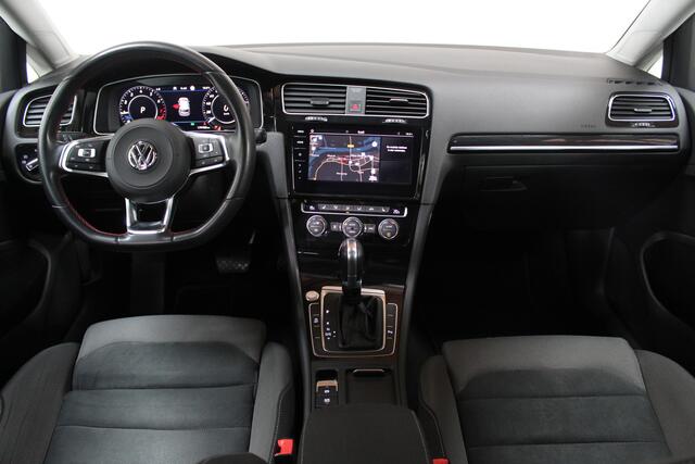 Volkswagen GOLF 1.5 TSI Highline | Pano | Vitrual | Keyless | Stoelverwarming