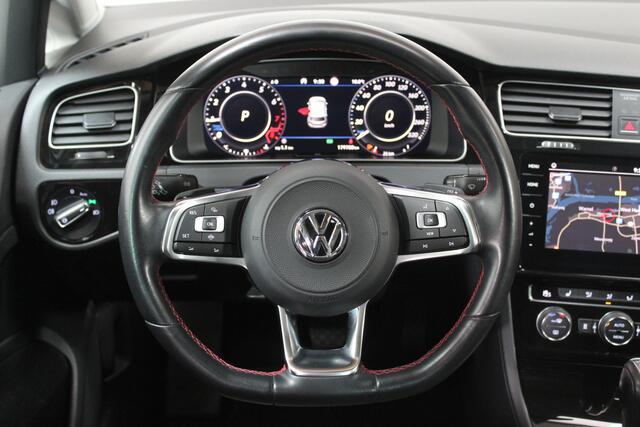 Volkswagen GOLF 1.5 TSI Highline | Pano | Vitrual | Keyless | Stoelverwarming