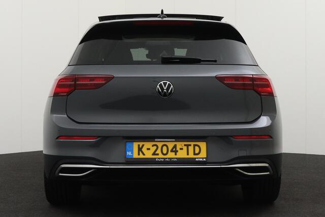 Volkswagen GOLF 1.5 Aut. eTSI Style Pano-dak Memory Dodehoek Stoelverwa.+Stuur