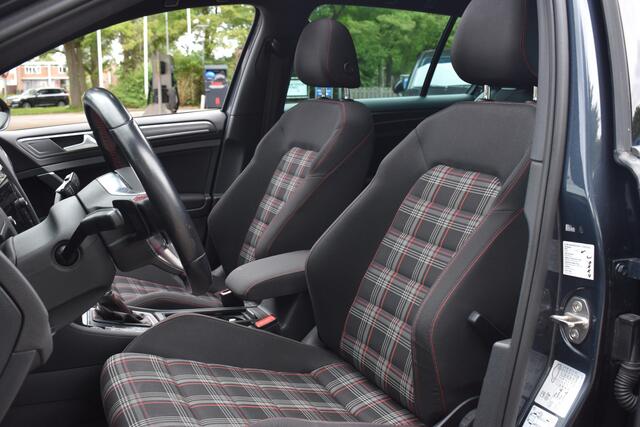 Volkswagen GOLF 2.0 TSI GTI Performance Schuifdak | Keyless | Virtual | ACC | Whatsapp 06-53188999