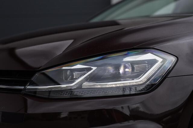 Volkswagen GOLF TSI DSG Highline ? Pano ? LED ? ACC