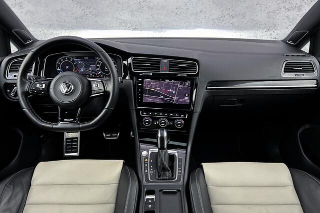 Volkswagen GOLF 2.0 TSI 4Motion R | Akrapovic | Full option | Panoramadak | Lederen Bekleding | Adaptieve cruise control | Elektrisch verstelbare en verwarmbare stoelen