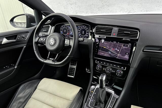 Volkswagen GOLF 2.0 TSI 4Motion R | Akrapovic | Full option | Panoramadak | Lederen Bekleding | Adaptieve cruise control | Elektrisch verstelbare en verwarmbare stoelen