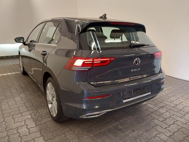Volkswagen GOLF 1.5 eTSI Style Mild Hybrid