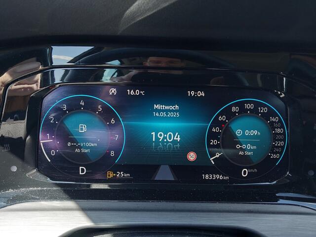 Volkswagen GOLF 1.5 eTSI Style Mild Hybrid