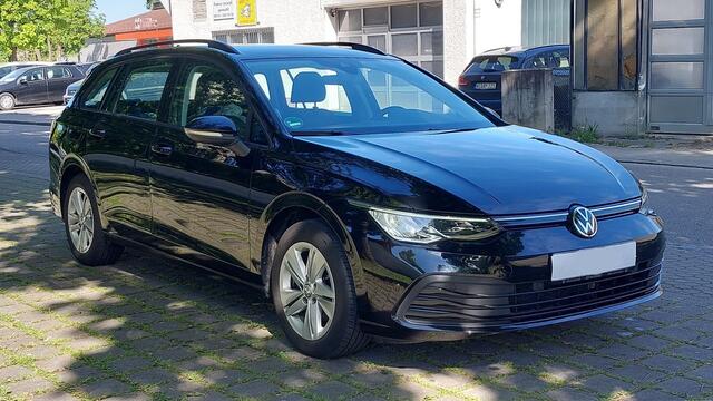 Volkswagen GOLF Variant 1.0 eTSI Life Automaat Mildhybrid