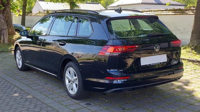 Volkswagen GOLF Variant 1.0 eTSI Life Automaat Mildhybrid