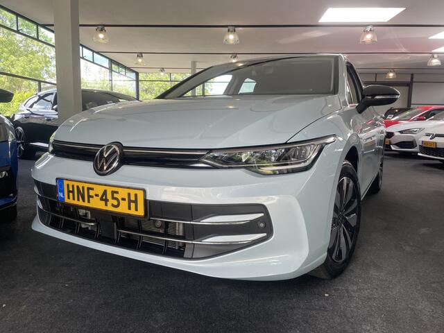 Volkswagen GOLF NEW 1.5 TSI LIFE GOAL NAVI/CARPLAY/TREKHAAK