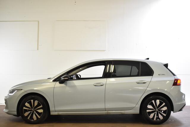 Volkswagen GOLF NEW 1.5 TSI LIFE GOAL NAVI/CARPLAY/TREKHAAK
