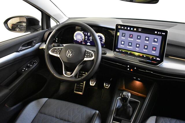 Volkswagen GOLF NEW 1.5 TSI LIFE GOAL NAVI/CARPLAY/TREKHAAK
