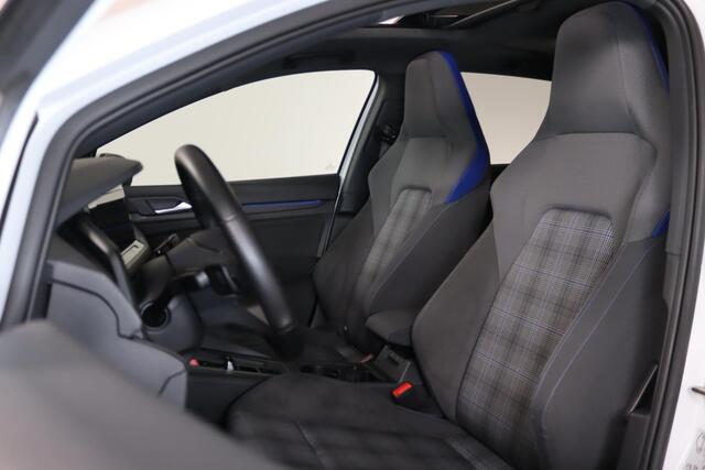 Volkswagen GOLF 1.4 eHybrid GTE, Panoramadak, IQ-Light, Virtual, DAB, Apple Carplay/Android Auto
