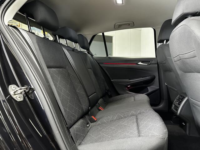 Volkswagen GOLF 1.0 TSI Life/ NIEUW MODEL!/ 16'' LMV/ Apple + Android/ DAB+/ Virtual Dashboard!/ LED koplampen/ Keyless-Go/ Navi/ Clima/ Adaptive Cruise/ Elek. pakket/ Isofix/ Armsteun/ Multi. LEDER. Stuur/ PDC V+A.