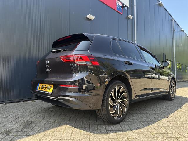 Volkswagen GOLF 1.0 TSI Life Business | Lane assist | Virtual cockpit | Matrix