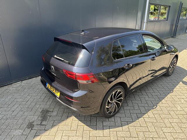 Volkswagen GOLF 1.0 TSI Life Business | Lane assist | Virtual cockpit | Matrix