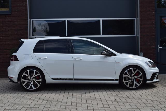 Volkswagen GOLF GTI Clubsport 2.0 TSI 265pk DSG | Schaalstoelen | Panoramadak