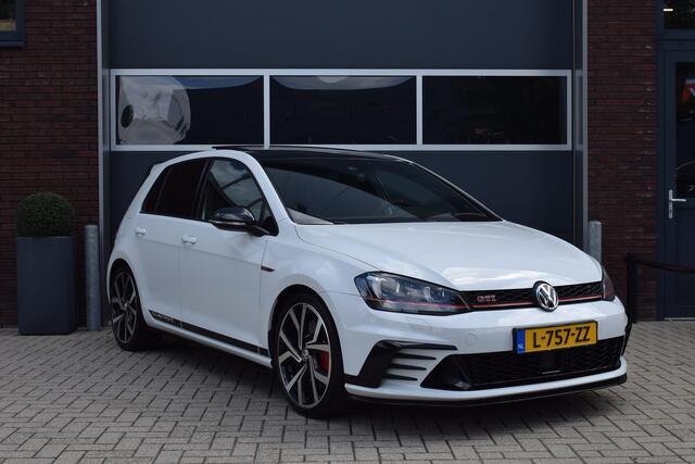 Volkswagen GOLF GTI Clubsport 2.0 TSI 265pk DSG | Schaalstoelen | Panoramadak