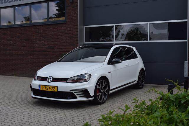 Volkswagen GOLF GTI Clubsport 2.0 TSI 265pk DSG | Schaalstoelen | Panoramadak