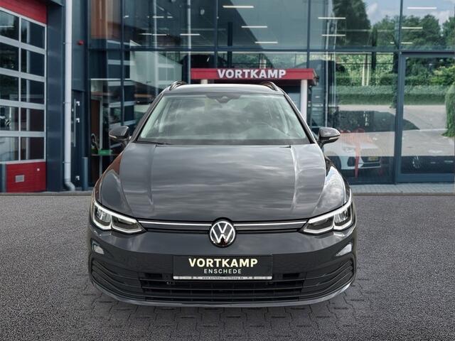 Volkswagen GOLF 1.5 TSI LIFE BUSINESS CAMERA/NAVI/CARPLAY/ACC