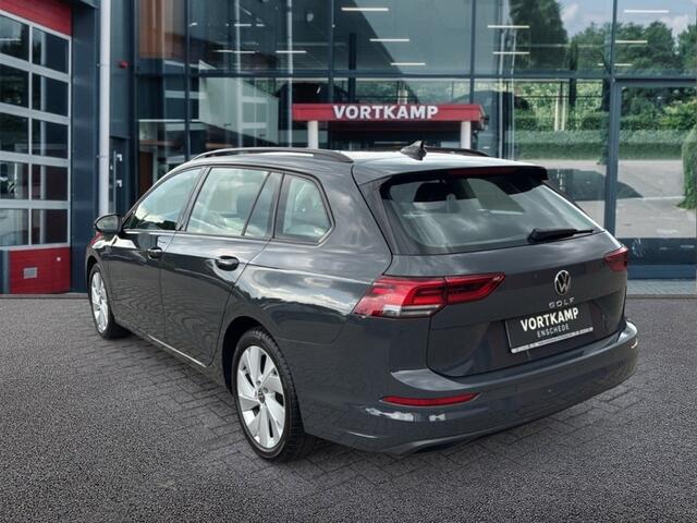 Volkswagen GOLF 1.5 TSI LIFE BUSINESS CAMERA/NAVI/CARPLAY/ACC