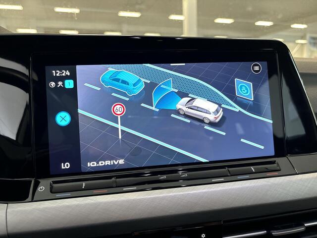 Volkswagen GOLF Variant 1.0 eTsi 110pk DSG Life · Apple/Android Car Play · Navi · P-Sensoren · Verkeersbord Herkenning · Sfeerverlichting · 16'' Inch · Garantie t/m 13-03-2027 of 100.000km