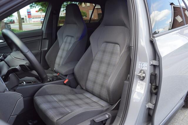 Volkswagen GOLF GTE 1.4 TSI Hybride (245pk) DSG IQ licht/Navi/Virtual/ACC/Camera/19 inch