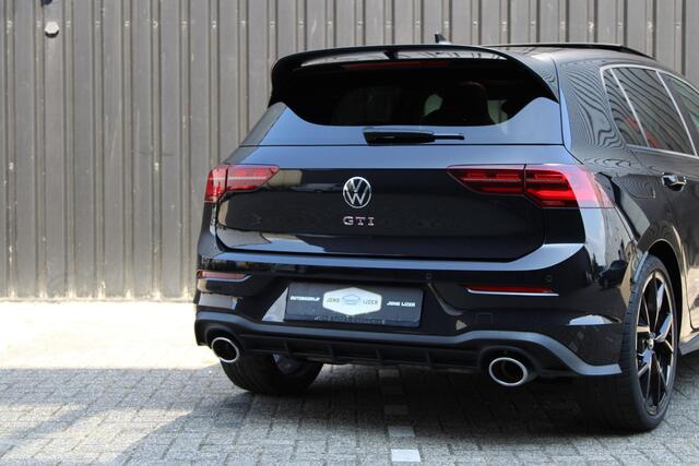 Volkswagen GOLF 2.0 TSI GTI CLUBSPORT HARMAN KAR HUD PANO IQLIGHT