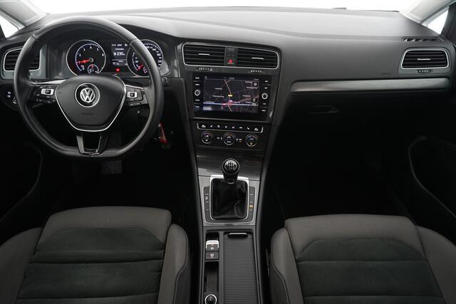 Volkswagen GOLF Variant 1.0 TSI Comfortline Business