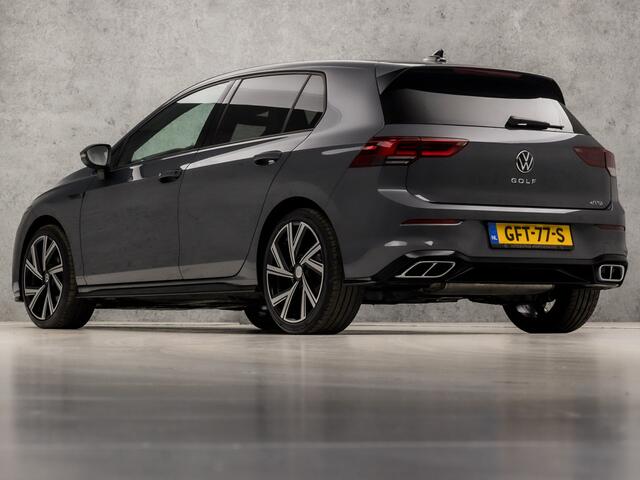Volkswagen GOLF 1.5 TSI R-Line Sport 150Pk Automaat (CAMERA, APPLE CARPLAY, ELEKTRISCHE TREKHAAK, ADAPTIVE LED, STOELVERWARMING, DAB+, KUIPSTOELEN, STUURVERWARMING, ADAPTIVE CRUISE, ZWART HEMEL, NIEUWSTAAT)