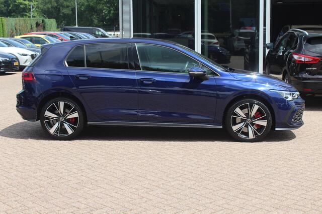 Volkswagen GOLF 1.4 eHybrid GTE / Camera / Navigatie / Sfeerverlichting / LED Koplampen / 18'' / Virtual Cockpit / DAB / Stoelverwarming / ACC