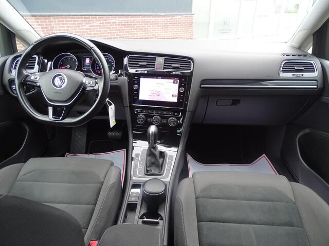 Volkswagen GOLF 1.5 TSI Highline Business R AUTOMAAT|NAVIGATIE|PARKEER SENSOREN|ADAPTIVE CRUISE CONTROL|LED KOPLAPEN|R-LINE|STOELVERWARMING|AIRCO ECC|