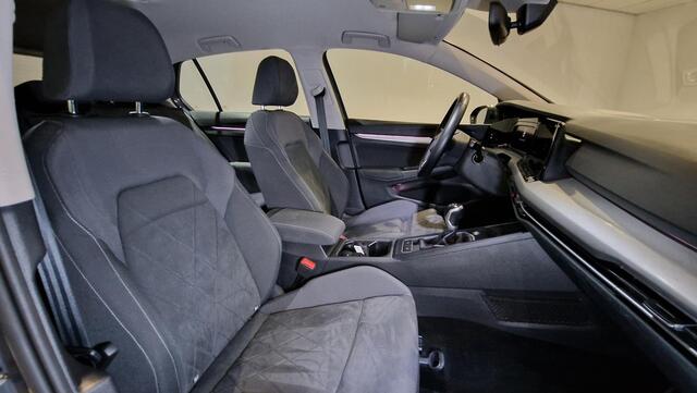 Volkswagen GOLF 1.5 TSI Life Business | Navigatie | Adaptive Cruise Control