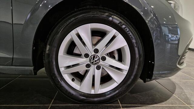 Volkswagen GOLF 1.5 TSI Life Business | Navigatie | Adaptive Cruise Control