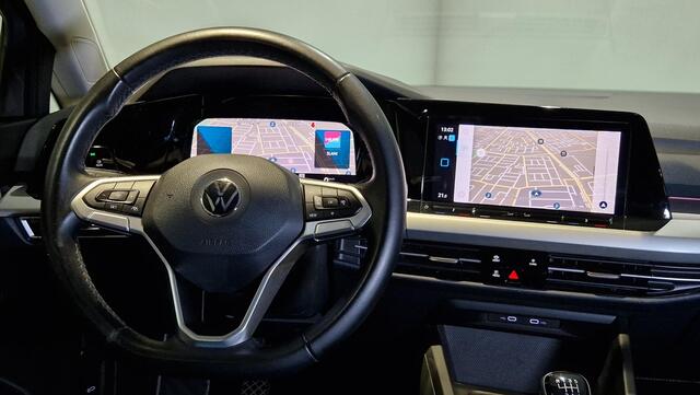 Volkswagen GOLF 1.5 TSI Life Business | Navigatie | Adaptive Cruise Control