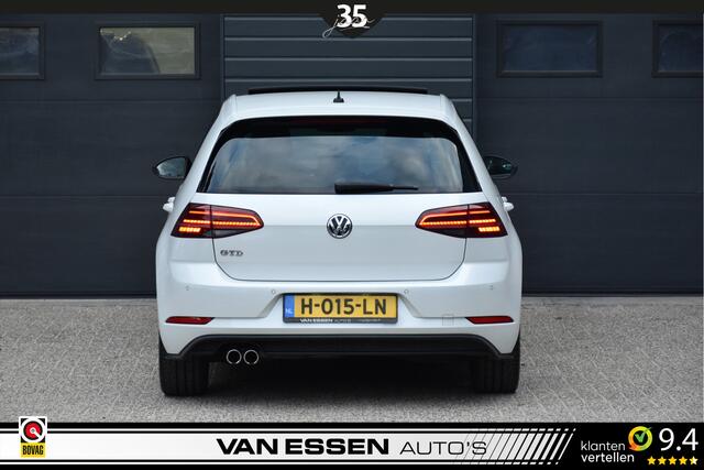 Volkswagen GOLF 2.0 TDI GTD Automaat Navigatie Pano Camera Carplay 19 Inch!