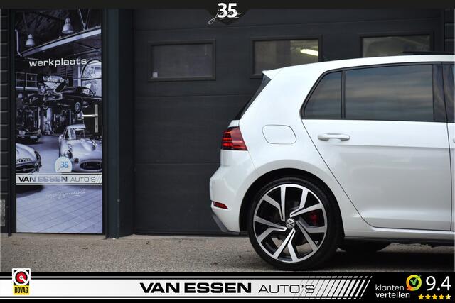 Volkswagen GOLF 2.0 TDI GTD Automaat Navigatie Pano Camera Carplay 19 Inch!