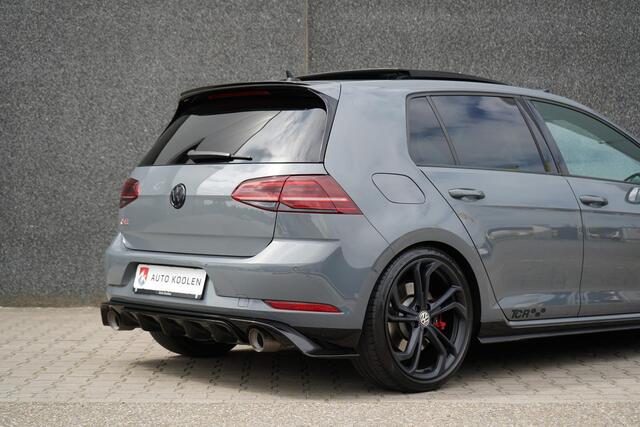 Volkswagen GOLF 2.0 TSI GTI TCR /ACC/Akra/Dynaudio/Pano/Camera/virtual/Keyless